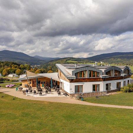 Grund Resort Golf And Ski Mladé Buky Eksteriør billede