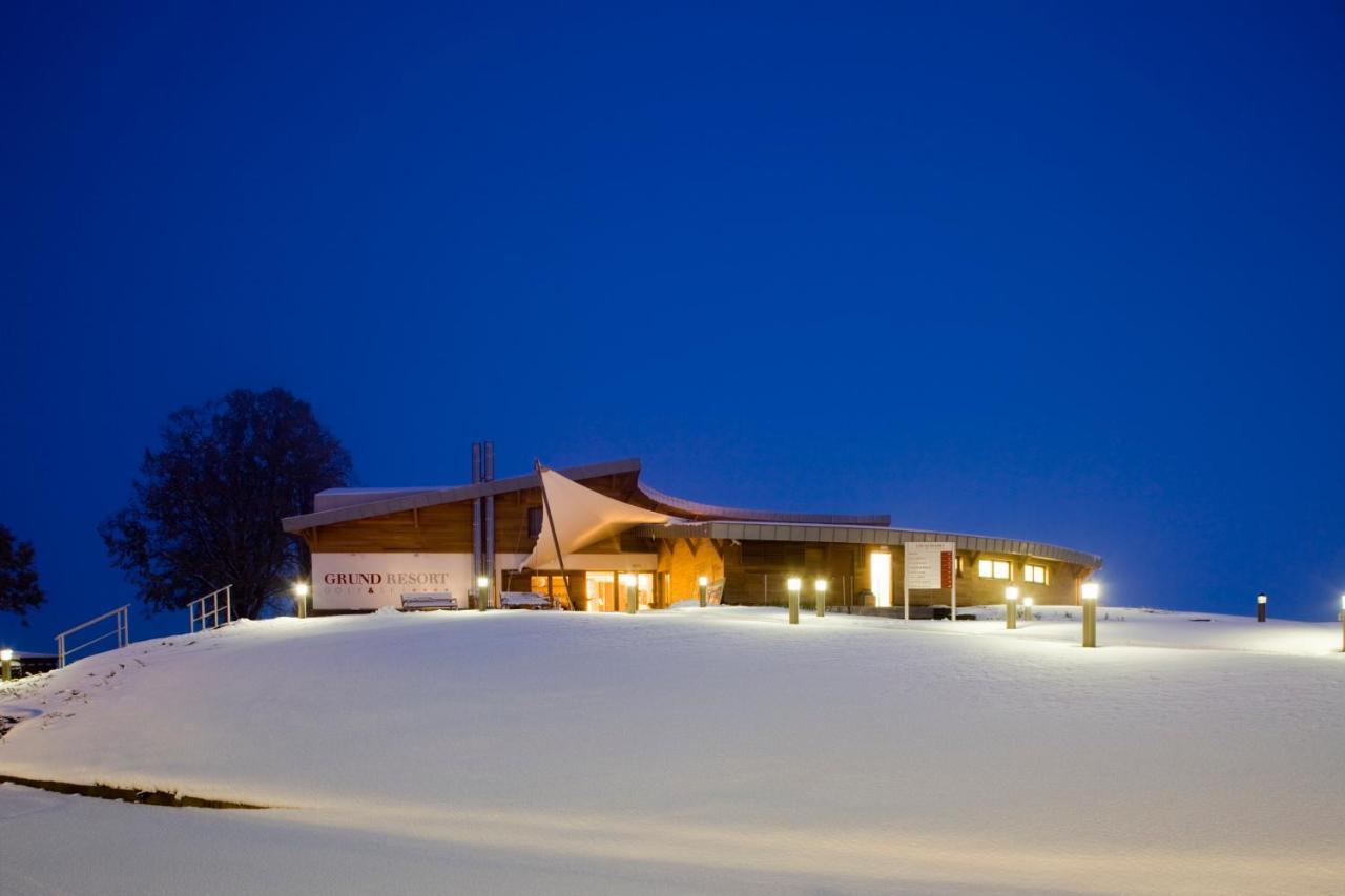 Grund Resort Golf And Ski Mladé Buky Eksteriør billede